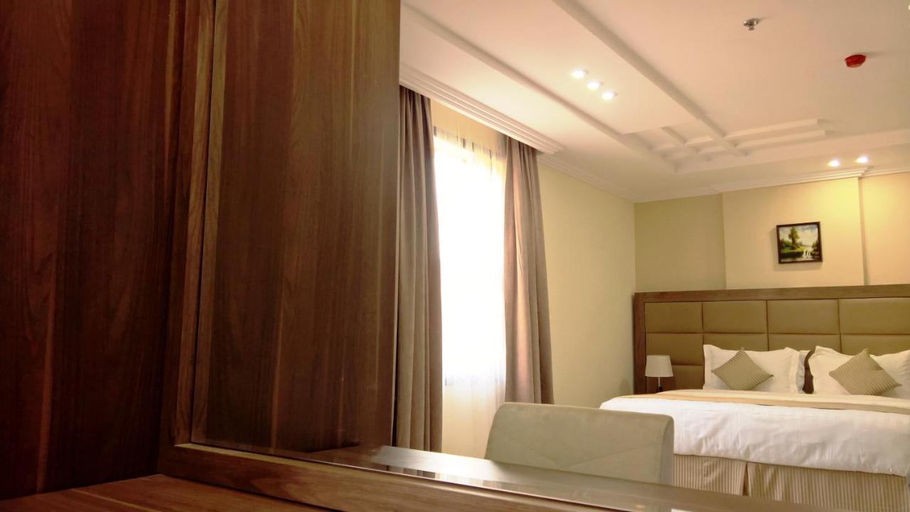 Gold Palace Serviced Apartments Jidda Exteriör bild